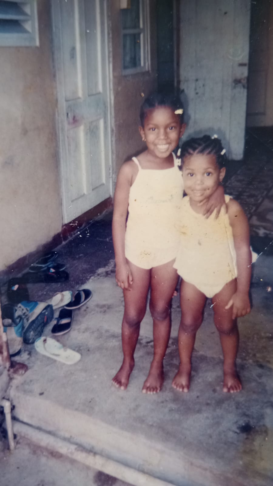 Moya and Nia